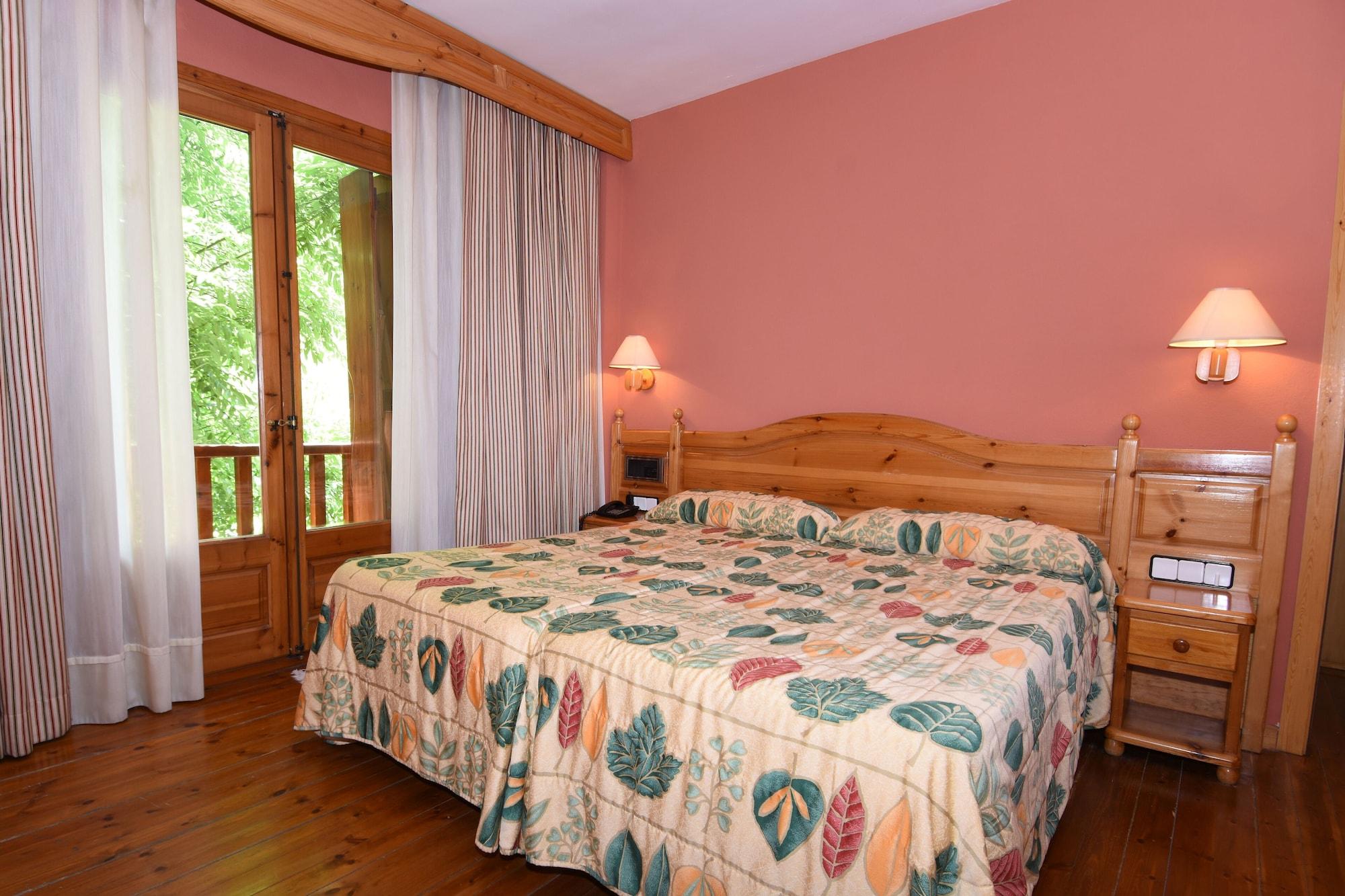 Rvhotels Orri Tredós Екстериор снимка
